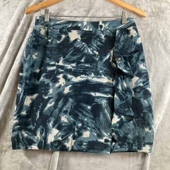 Ann Taylor Dresses & Skirts - Ann Taylor Petite Women's 4P Blue Silk Ruffle Mini Skirt Tie Dye Watercolor